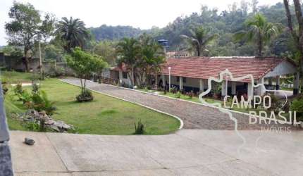 MARAVILHOSA CHÁCARA 9.000M² COM LAGO, CAMPO DE FUTEBOL E PISCINA EM GUARAREMA !