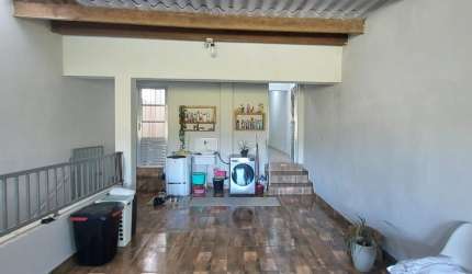CA00285 - Casa à Venda próximo a Rota do Vinho em São Roque - SP.