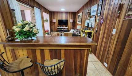 Casa na Cohab V