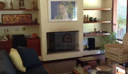 Casa com 3 dormitórios à venda, 400 m² por R$ 1.500.000,00 - Granja Viana - Carapicuíba/SP