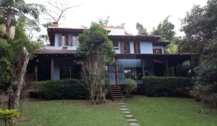 Casa com 3 dormitórios à venda, 11 m² por R$ 2.500.000,00 - Granja Viana - Cotia/SP