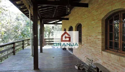 Casa com 3 dormitórios à venda, 385 m² por R$ 1.050.000,00 - Granja Viana - Jandira/SP