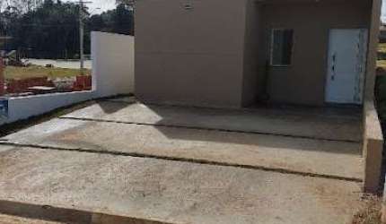 Casa térrea- 3 dormitórios à venda, 80 m² por R$ 530.000 - Água Espraiada (Caucaia do Alto) - Cotia/SP