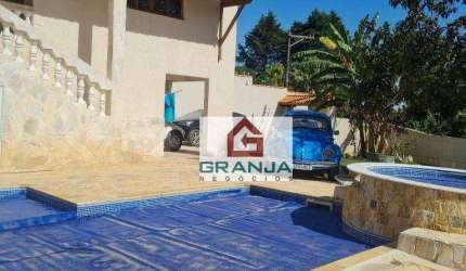 Belíssima Casa com 3 dormitórios e Piscina à venda, 220 m² por R$ 950.000 - Chácara Recanto Verde - Cotia/SP