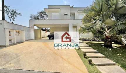 Casa Luxuosa com 04 suítes na rua do Shopping Granaja Viana a venda por R$ 3.200.000,00 - Granja Viana - Cotia - SP