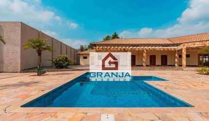 Excelente Imóvel Reformado com 4 suítes, piscina, quintal à venda, 688 m² por R$ 3.400.000 - Jardim Passárgada I - Cotia/SP