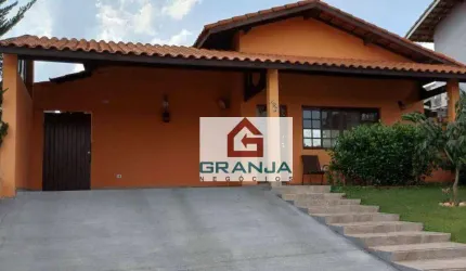 Maravilhosa Casa Térrea com 3dorms/1sts, churrasqueira, piscina, climatizada! venda, 180 m² por R$ 840.000 - Granja Cristiana - Vargem Grande Paulista