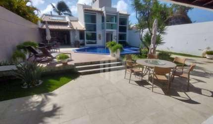 Guarajuba - Litoral Norte da Bahia. Casa a venda em condomínio. Perto da Praia.