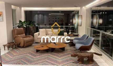 Maravilhoso apartamento no Sophistic Campo Belo