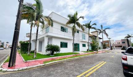 Vendo casa no Cond. Vila Firenze