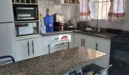Sobrado de 82,70m² com 2 dormitórios, 1 banheiro, churrasqueira e quintal por 400.000,00, próximo ao metro V. Matilde - Penha de França/SP