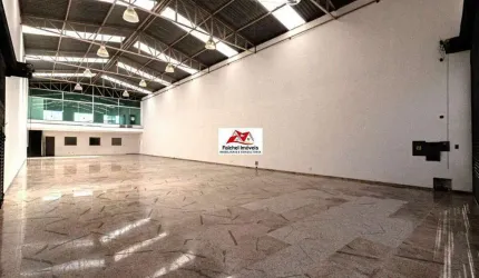 Lindo galpão de 600m² no Tatuapé. com mezanino, banheiros e churrasqueira. Vagas para 50 carros, pé direito de 7m, trifásico por 24.000,00/mês