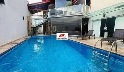 Maravilhoso Sobrado de 226m² com 3 dorm., 1 suite master com closet e hidro , 3 vagas, área gourmet com piscina por 1.700.000,00 - V. Guilhermina/SP