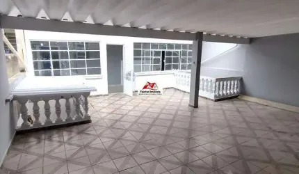 Casa Assobradada Comercial/Residencial com 2 dormitório, 2 banheiros, terraço com churrasqueira por 2.500,00 - V. Antonieta/SP