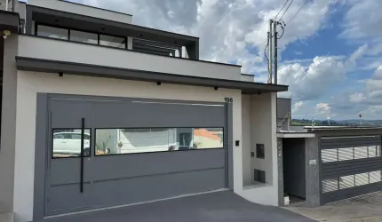 Imperdível Casa à Venda em Bragança Paulista-SP, Condomínio Villa Verde: 3 quartos, 1 suíte, 2 salas, 2 vagas, 135,00 m².