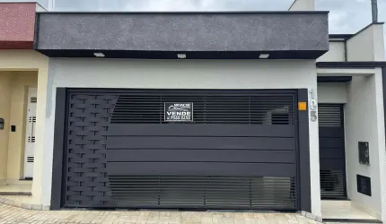 Casa com 3 quartos à venda na Rua Molinara, 105, Residencial Vino Barolo, Bragança Paulista, 140 m2 por R$ 630.000