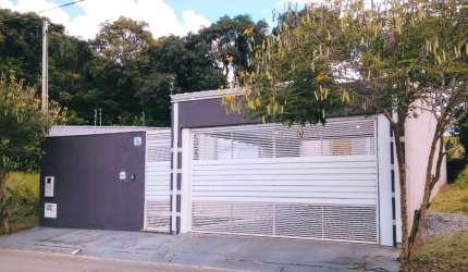 Casa com 3 quartos à venda na Rua dos Rouxinóis, 93, Residencial Alvorada, Bragança Paulista, 160 m2 por R$ 650.000