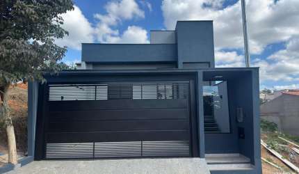Casa com 3 quartos à venda na Rua Peixe Boi, 88, Condomínio Villa Verde Bragança, Bragança Paulista por R$ 680.000