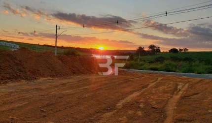 Lote ja com terraplanagem - Smart City