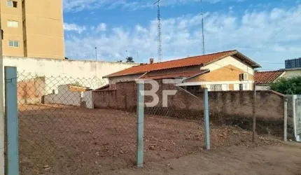 Terreno à venda, 300 m² por R$ 690.000,00 - Centro - Indaiatuba/SP