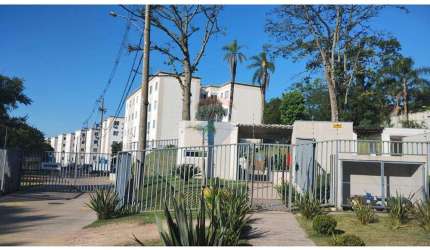 Apartamento Térreo à Venda no Condomínio Alto Protásio