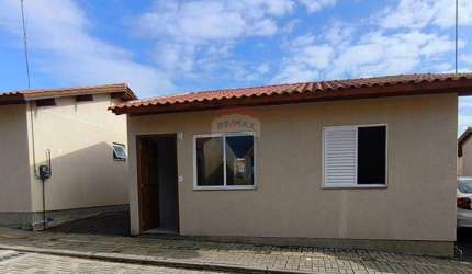 Casa de 2 dormitórios com vaga de garagem no Condominio Quinta da Figueira Viamão!