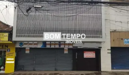 10 consultórios no mesmo prédio horizontal.