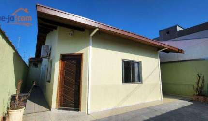 Casa à venda no Residencial Estoril - Taubaté/SP com 120 m²