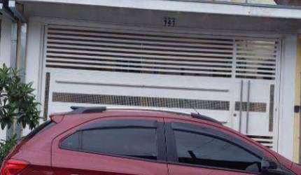 Sobrado com 4 dormitórios à venda, 200 m² por R$ 655.000,00 - Vista Linda - São José dos Campos/SP