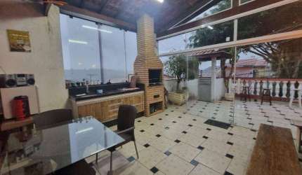 Sobrado à venda no Nova Flórida com 184m²
