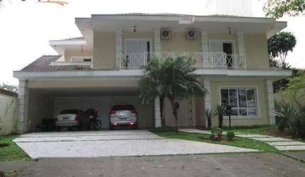 Casa à venda no Jardim Apolo - São José dos Campos/SP com 450 m²