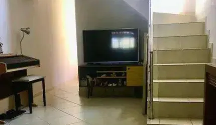 Sobrado à venda no bairro Vista Linda com 120 m²