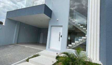 Casa à venda no Villa Branca em Jacareí/SP com 243 m²