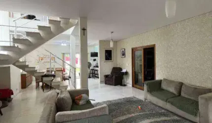 Casa à venda no Villa Branca - Jacareí/SP com 240 m²