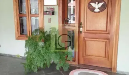 Casa em Condomínio de Luxo em Itu-SP: 3 Quartos, 1 Suíte, 5 Banheiros, 4 Vagas - Imperdível!