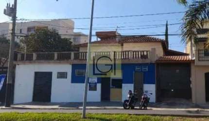 Imóvel à venda em Salto-SP: Casa no Jardim Três Marias com 3 quartos, sala, 2 banheiros e 2 vagas de garagem!