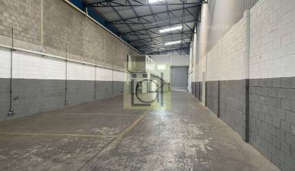 Barracão / Galpão / Depósito para alugar no Olaria, Salto  por R$ 12.500