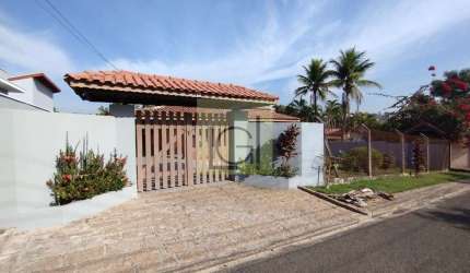 Chácara de 3 quartos em condomínio de luxo em Salto-SP, bairro Condomínio Zuleika Jabour - 210m², suíte, sala, 3 banheiros e 2 vagas.