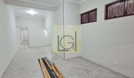 Salão comercial para locação no Centro de Itu-SP: 3 salas, 2 banheiros, 1 vaga de garagem, 80m². Venha conferir!