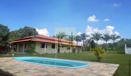 Aluguel de Chácara de em Porto Feliz - SP, Bairro Gramado: 4 Quartos, 2 Salas, 2 Banheiros, 10 Vagas, 245m². Confira!