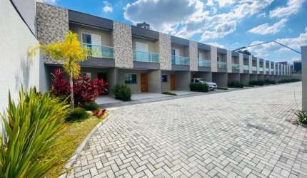 Sobrado 94m² lindíssimo na melhor localização de Mogi, Parque Santana, há 3 minutos do centro.