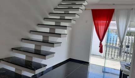 Sobrado a venda de 157m² com edícula, suíte com hidromassagem, Vila Rei, Mogi das Cruzes