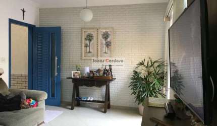 Imperdível oportunidade: Casa à venda em Mogi das Cruzes-SP, Vila Rei, 3 quartos, 1 suíte, 1 sala, 2 banheiros, 2 vagas de garagem, 167,79m².