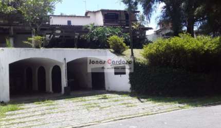 Sobrado à venda no Condomínio Nova São Paulo, Itapevi - SP, 3 quartos, suíte com closet, 600m² de construção. Por R$1.800.000,00