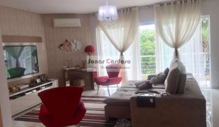 Sobrado a venda no renomado Condomínio Aruã, com 4 quartos sendo todos suítes, 3 salas, cozinha planejada, piscina, forno a lenha. Por R$: 1.700.000 .