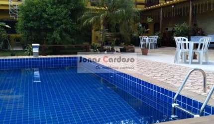 Chácara à venda em Poá, na Vila Áurea. Com 4 quartos, 3 suítes, 2 salas, 5 banheiros, 6 vagas, 250m². Imperdível oportunidade!