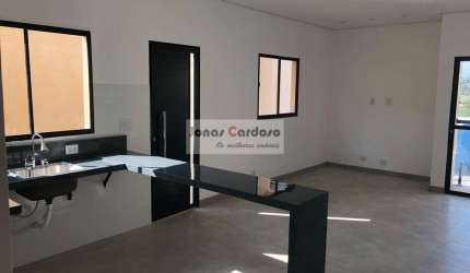 Imperdível Casa à Venda no Residencial Colinas em Mogi das Cruzes. Com 4 Quartos, 1 Suíte, 2 Salas, 2 Banheiros, 2 Vagas de Garagem, 91,94 m²!