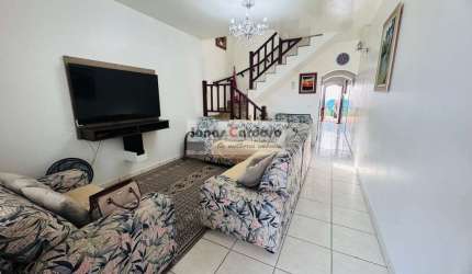 Casa à Venda na Jardim Camila em Mogi das Cruzes. Com 3 quartos, 1 suíte, 1 sala, 3 banheiros, 2 vagas de garagem, 130m². Por R$580 mil