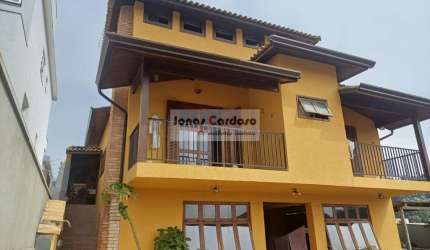 Casa em Condomínio Eco Park Lagos à Venda em Mogi das Cruzes: 3 Quartos, 1 Suíte, 2 Salas,  lazer completo, piscina, churrasqueira. R$: 1.690.000
