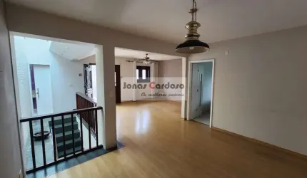 Impecável casa à venda em Mogi das Cruzes-SP, Vila Oliveira: 5 quartos, 3 suítes, 3 salas, 4 banheiros, 4 vagas, 300m². Por R$: 1.500.000